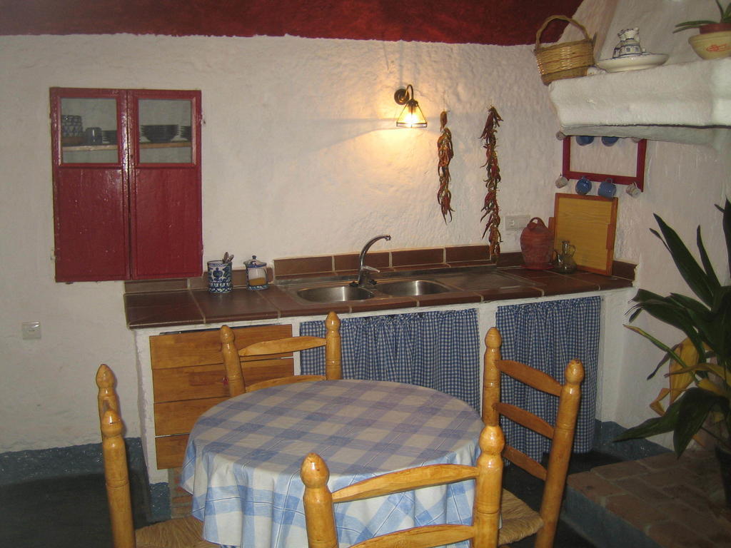 בית הארחה Graena 	Casa Cueva Lopera חדר תמונה