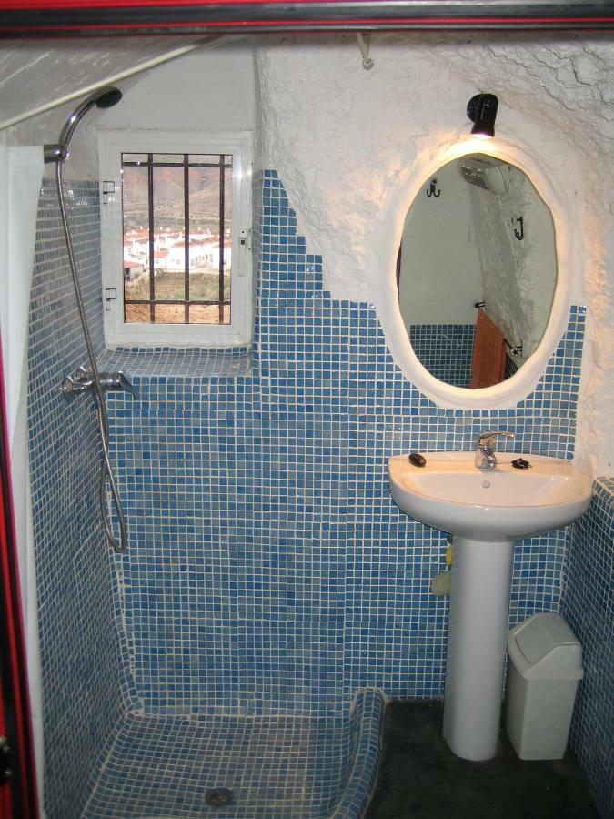בית הארחה Graena 	Casa Cueva Lopera מראה חיצוני תמונה