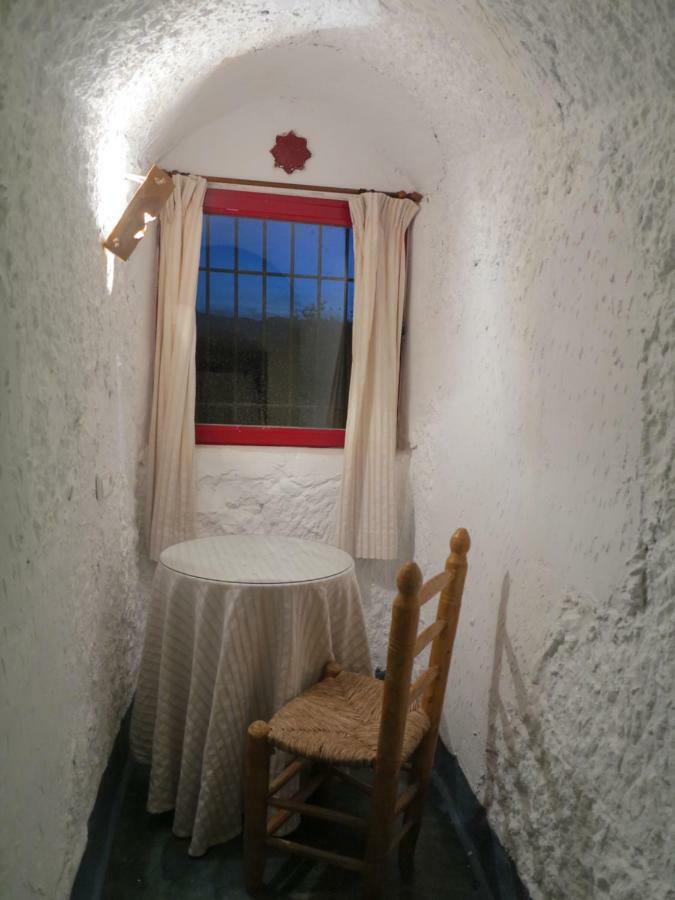בית הארחה Graena 	Casa Cueva Lopera מראה חיצוני תמונה