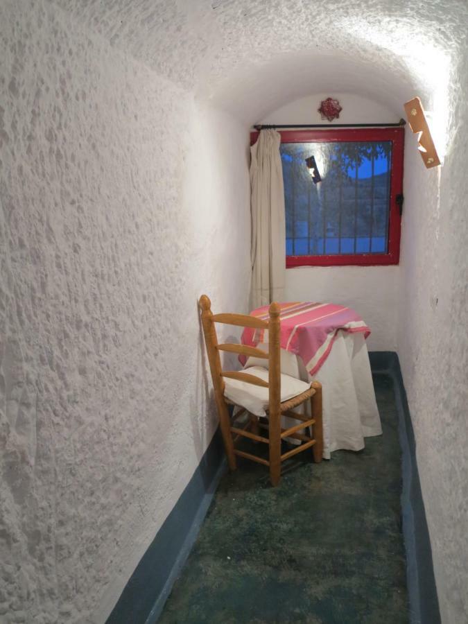 בית הארחה Graena 	Casa Cueva Lopera מראה חיצוני תמונה